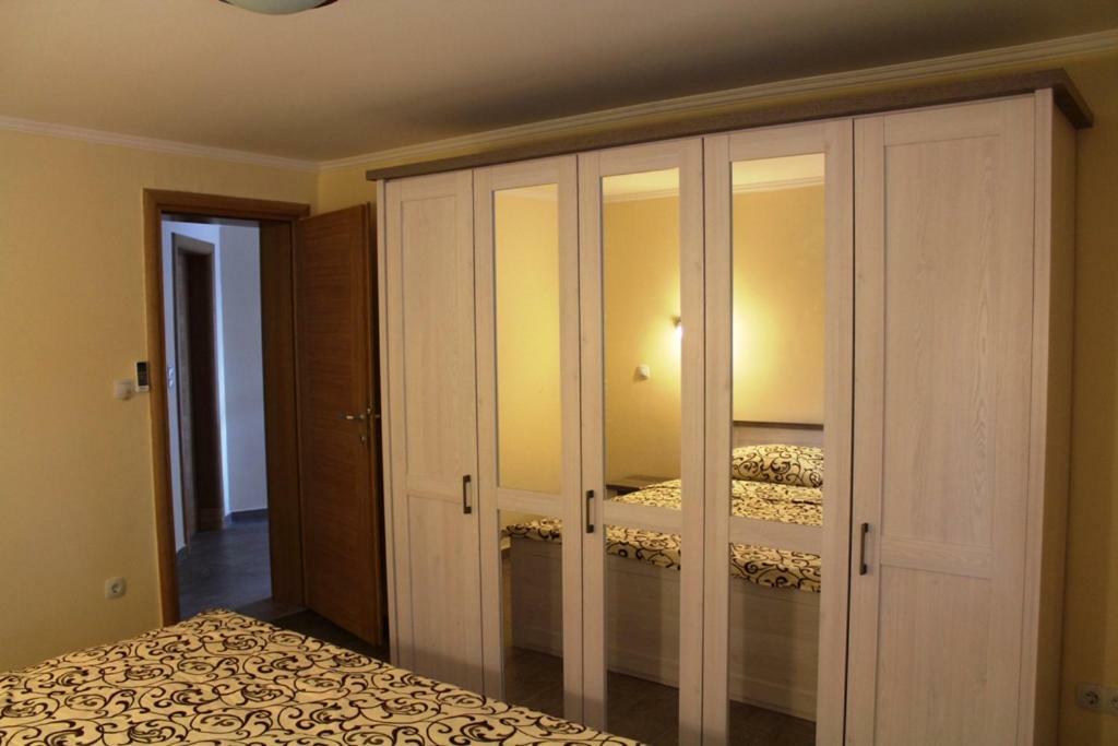 Apartment Sax Jezera Εξωτερικό φωτογραφία