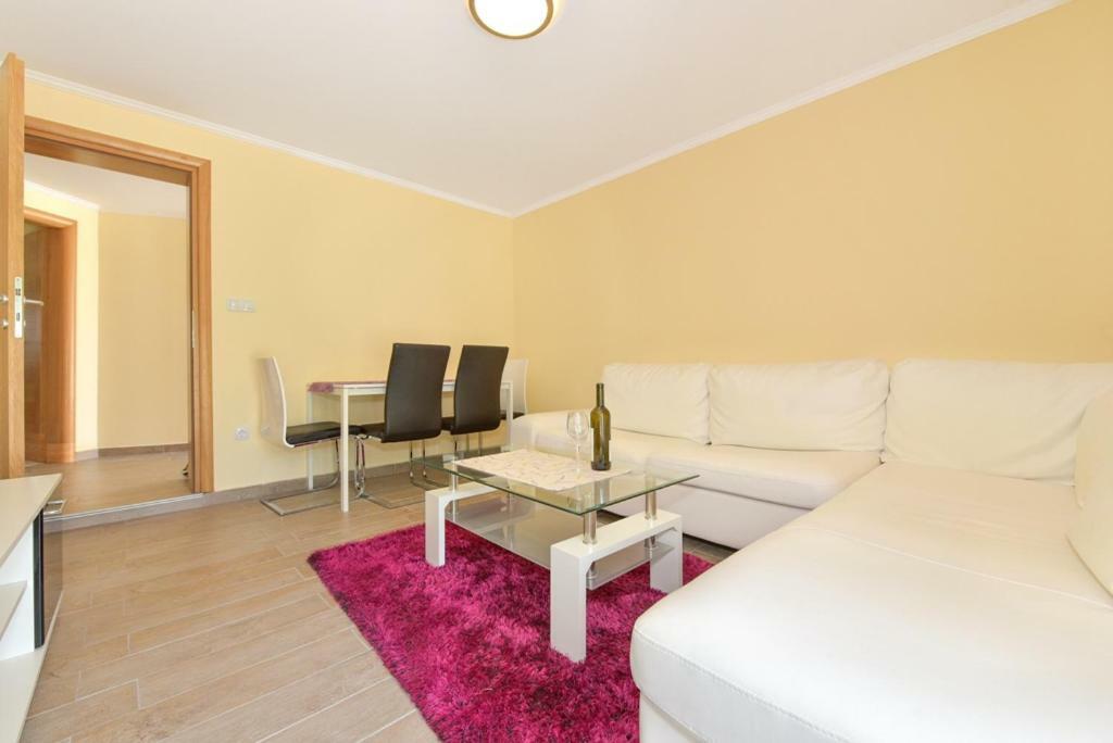 Apartment Sax Jezera Εξωτερικό φωτογραφία