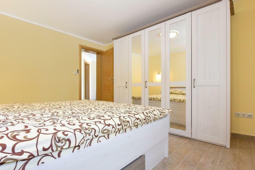 Apartment Sax Jezera Εξωτερικό φωτογραφία